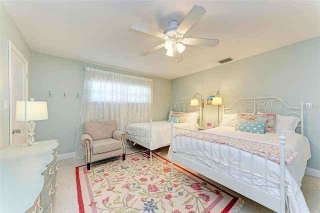 bedroom featuring ceiling fan