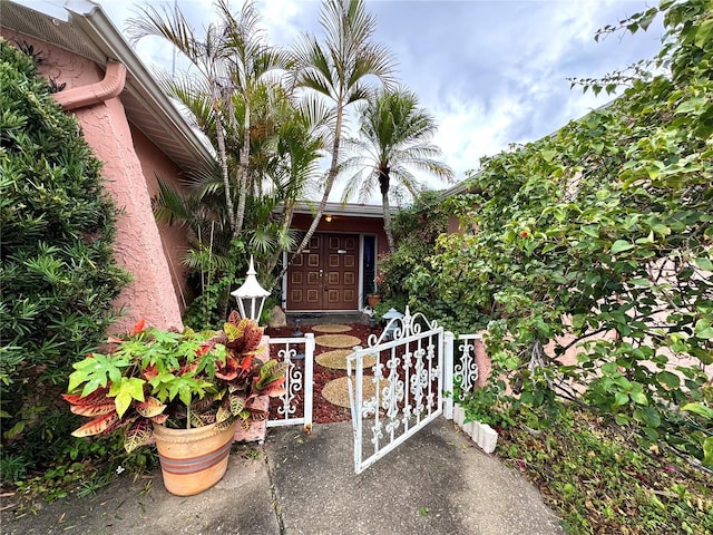 view of entrance to property