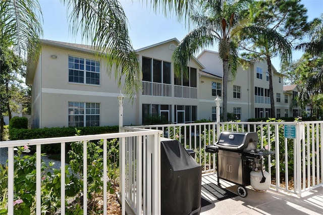 balcony with a grill