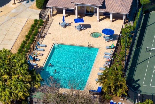 view of swimming pool featuring a patio