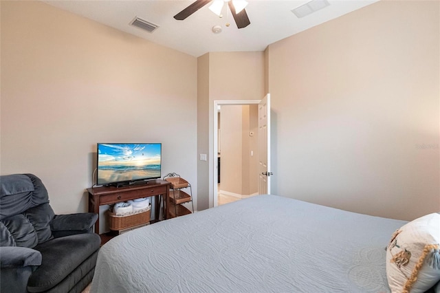 bedroom featuring ceiling fan