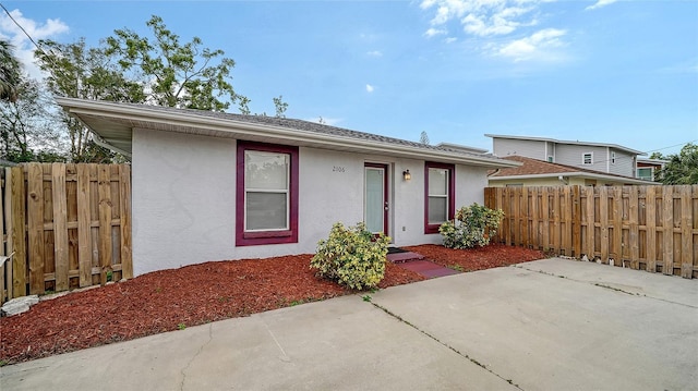 view of front of property with a patio area