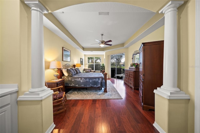 bedroom featuring dark wood-type flooring and ceiling fan