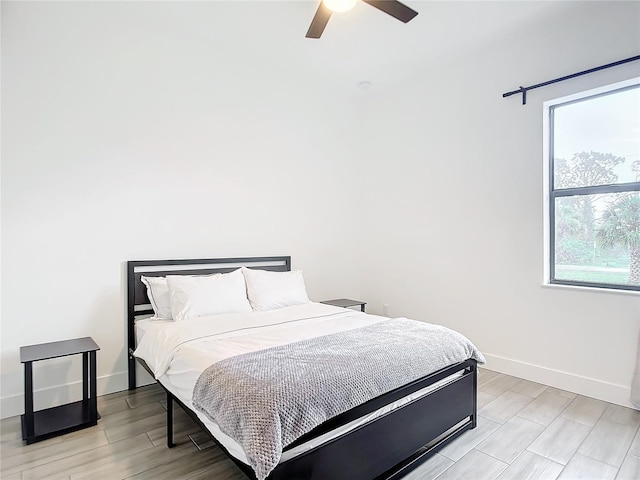 bedroom featuring ceiling fan