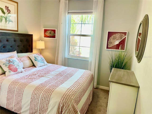 bedroom with carpet flooring