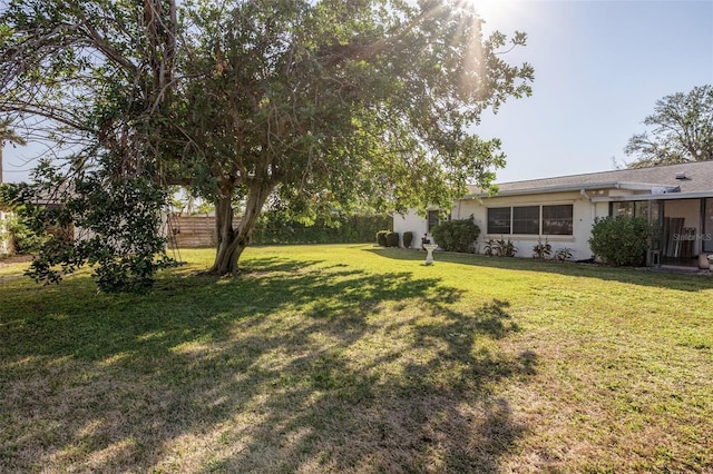 807 62nd St W, Bradenton, FL 34209 - view of yard