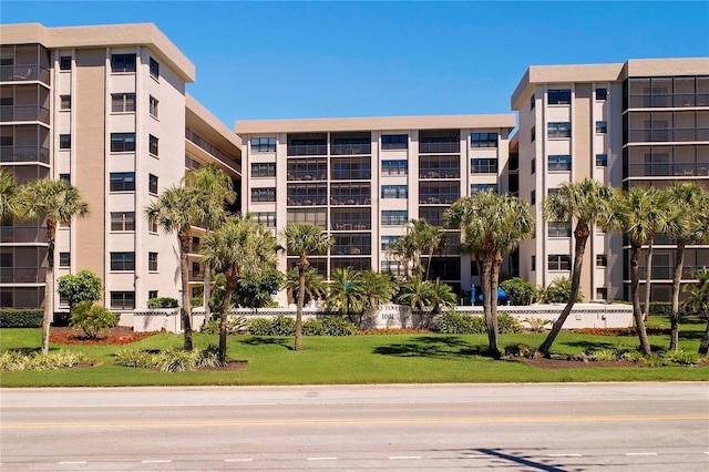 view of building exterior