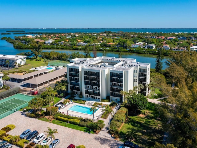 bird's eye view with a water view