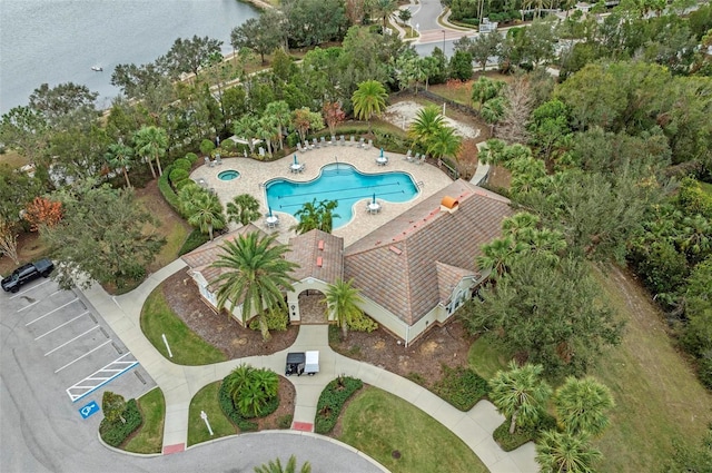 bird's eye view featuring a water view