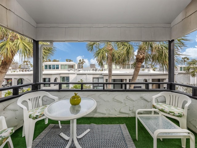 view of sunroom / solarium