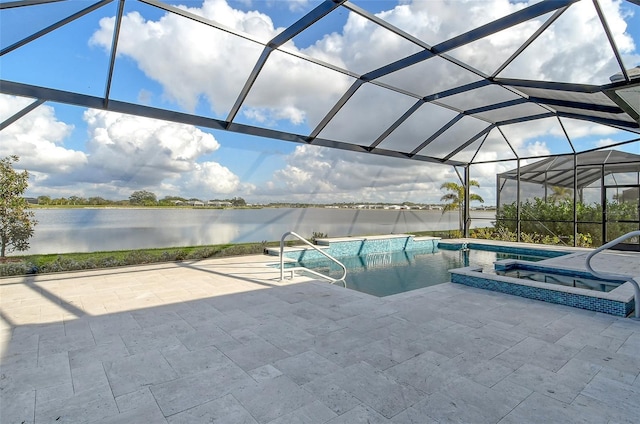 view of swimming pool with a water view, an in ground hot tub, a lanai, and a patio