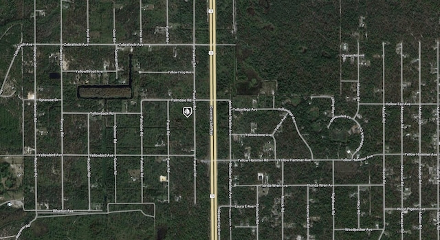 Listing photo 2 for 18235 Parakeet Rd, Brooksville FL 34614