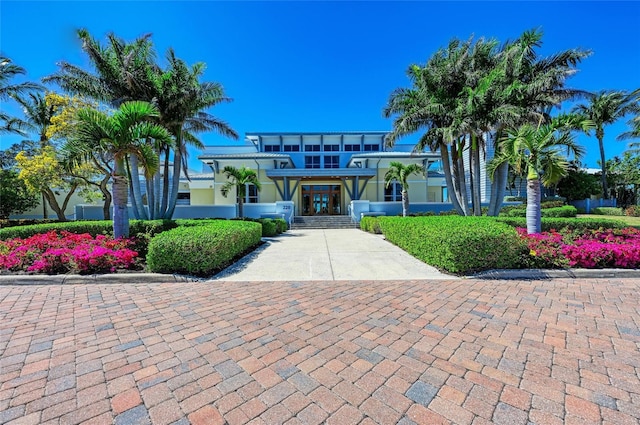 view of front facade with french doors