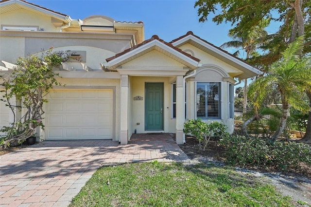 view of front of home featuring a garage