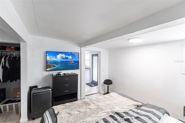 bedroom featuring a closet