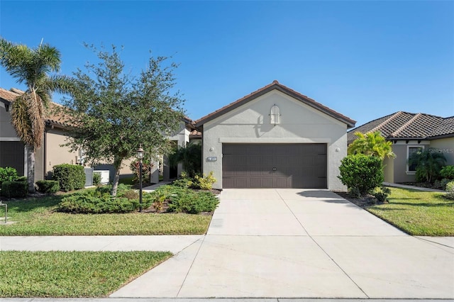 view of front of property with a front yard