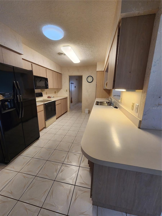975 S Tuttle Ave, Sarasota, FL 34237 - photo 24