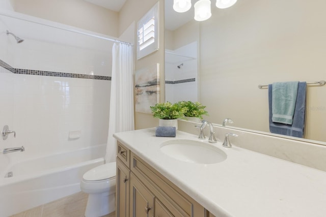 full bathroom with vanity, toilet, and shower / tub combo