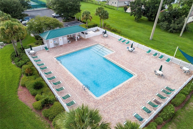 view of swimming pool featuring a patio