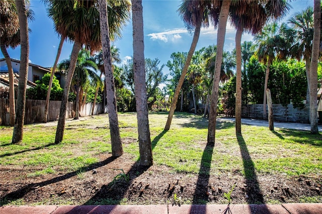 51 S Adams Dr, Sarasota, FL 34236