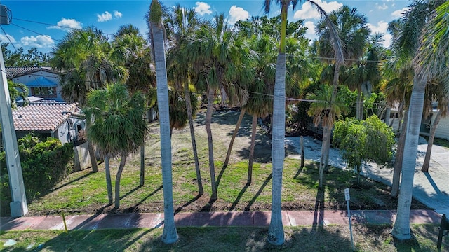 51 S Adams Dr, Sarasota, FL 34236