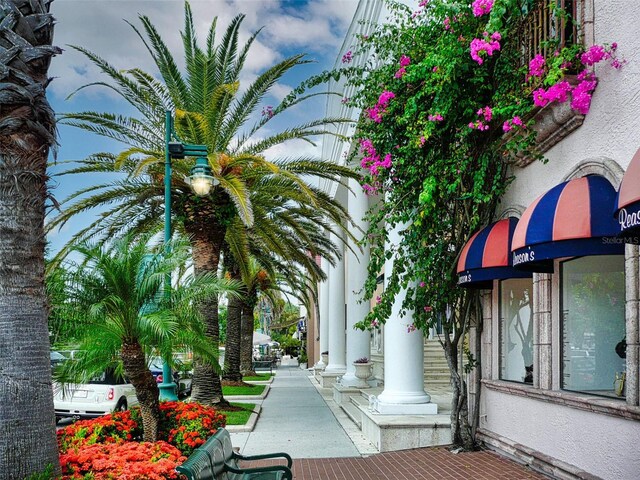 51 S Adams Dr, Sarasota, FL 34236