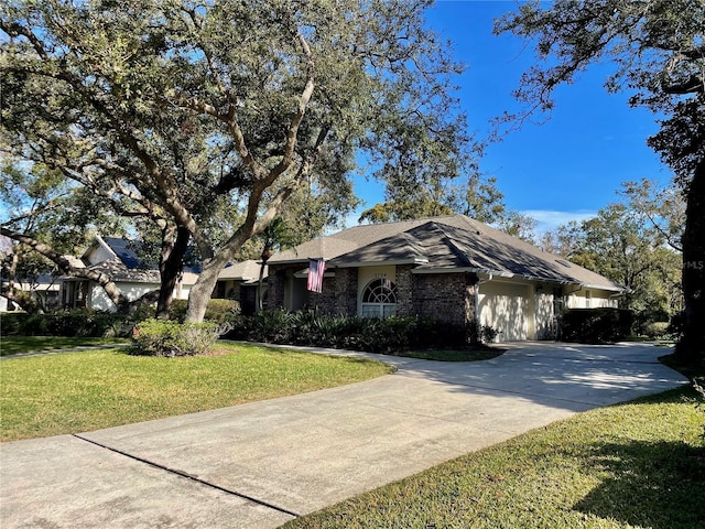 ranch-style house with a front yard