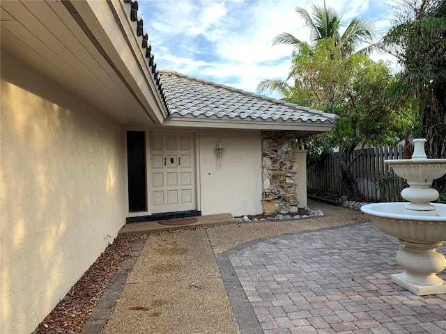 view of entrance to property