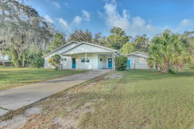 view of front of house with a front yard