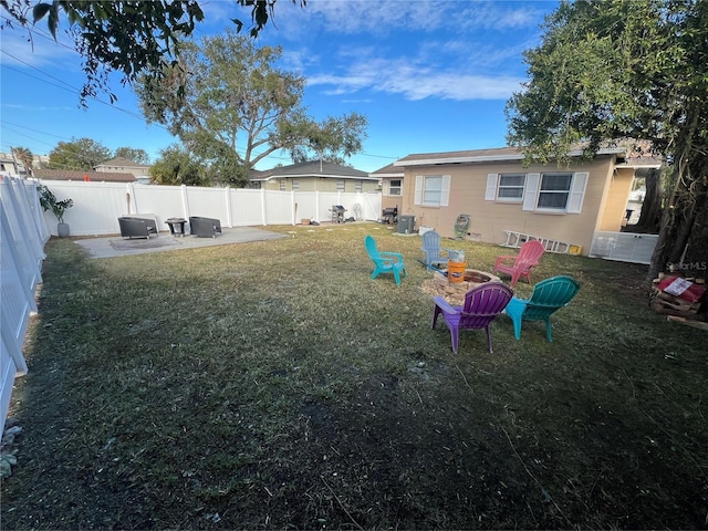 view of yard with a patio area