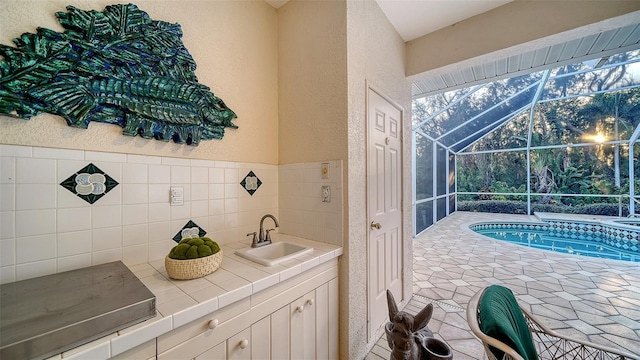 bathroom with sink