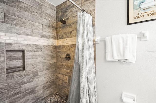 bathroom with walk in shower