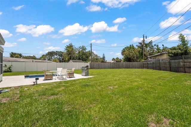 view of yard with a patio