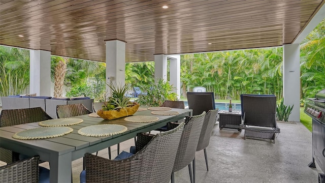 view of patio featuring an outdoor hangout area