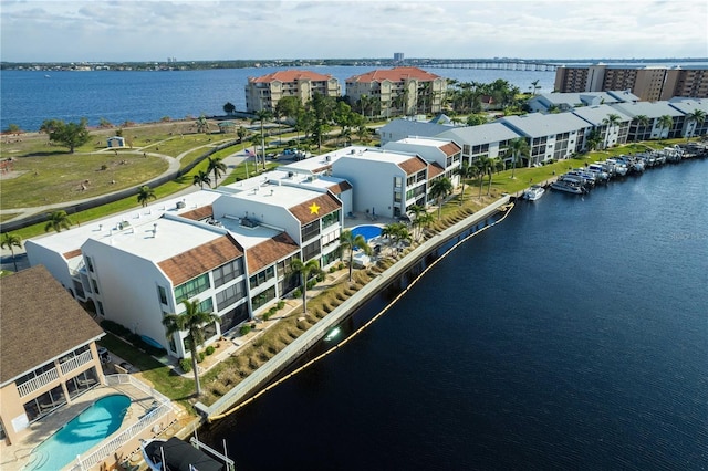 bird's eye view featuring a water view