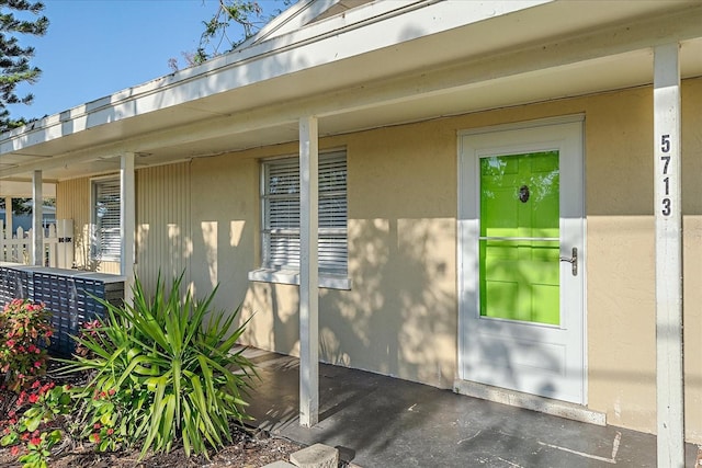 view of property entrance