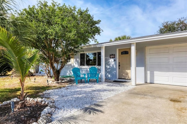 single story home with a garage