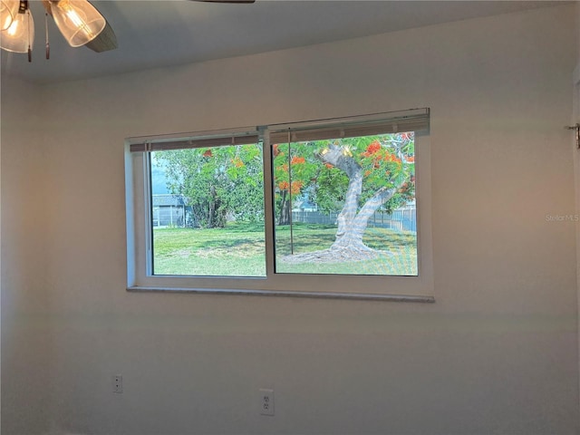 3813 42nd St W Unit 37, Bradenton, FL 34205 - empty room featuring ceiling fan