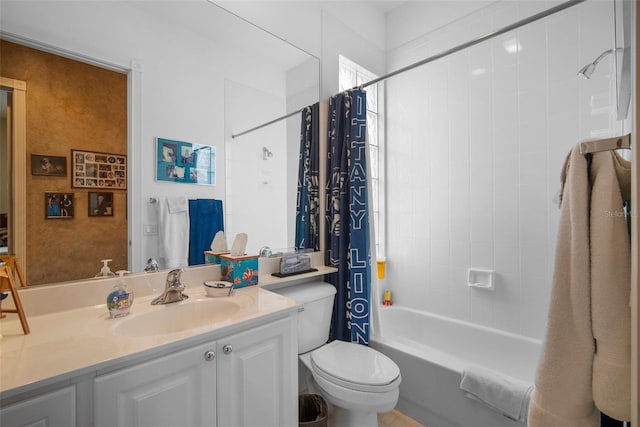 full bathroom featuring vanity, toilet, and shower / bath combo