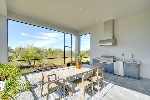 sunroom / solarium with sink