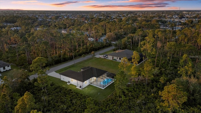 view of aerial view at dusk