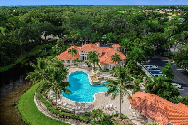 view of swimming pool featuring a patio