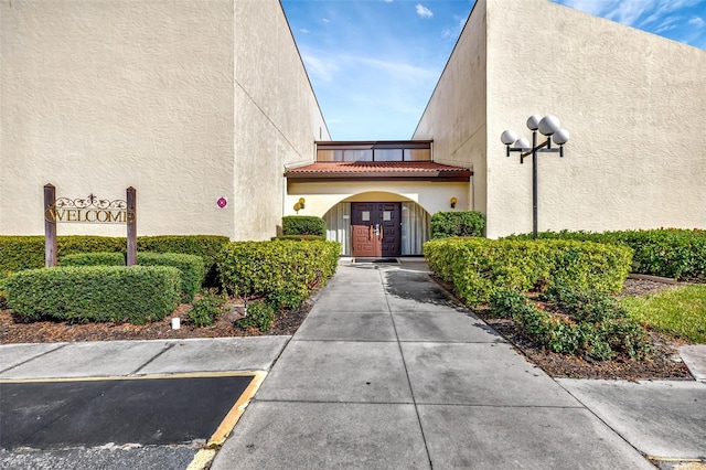 view of property entrance