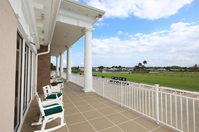 view of patio / terrace featuring covered porch