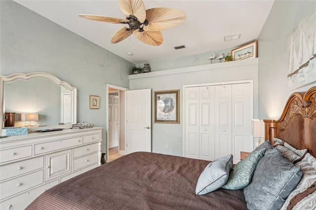 bedroom featuring a closet and ceiling fan