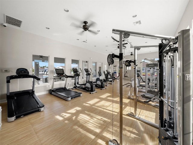 exercise room featuring ceiling fan