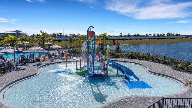 5035 Seafoam Trl, Bradenton, FL 34211 - community pool featuring a water play area