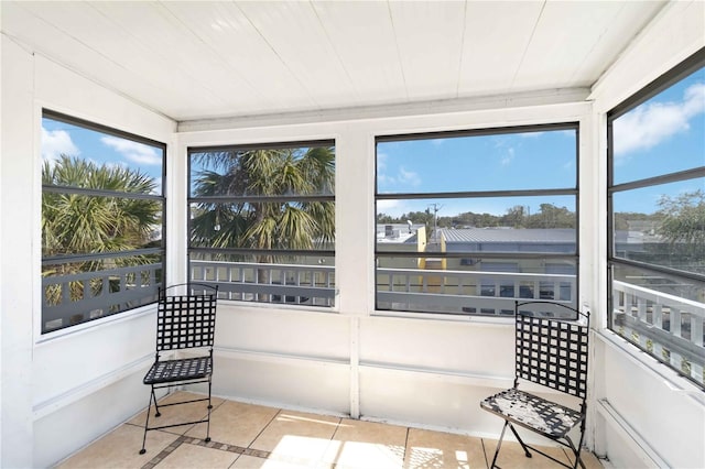 view of sunroom / solarium