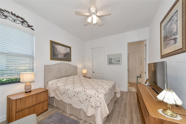 bedroom with ceiling fan