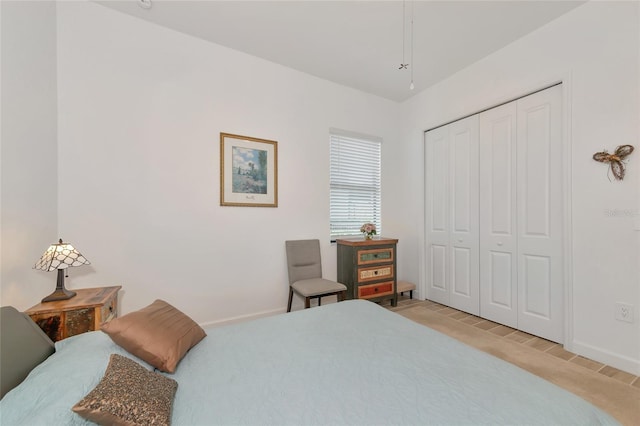 bedroom featuring a closet